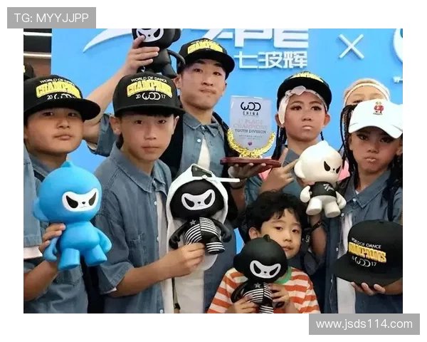 全国街舞大赛特别报道:西安飞盘队如何成功转型与街舞文化的融合之路 全国街舞大赛特别报道:西安飞盘队如何成功转型与街舞文化的融合之路