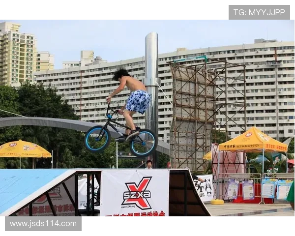 杭州与深圳极限运动队速度较量赛后复盘分析与精彩瞬间回顾 杭州与深圳极限运动队速度较量赛后复盘分析与精彩瞬间回顾