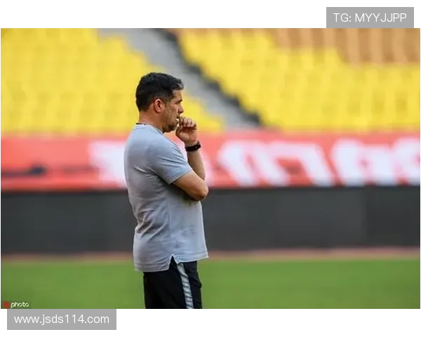 武汉篮球队与深圳篮球队赛后分析：力量对决的精彩瞬间与战术解析