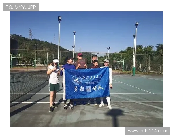 武汉网球队与成都网球队赛后复盘分析意识碰撞与战术启示 武汉网球队与成都网球队赛后复盘分析意识碰撞与战术启示