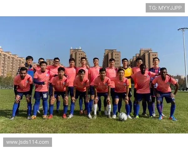 西安足球队的拼搏之路：从默默无闻到荣耀巅峰的奋斗纪实