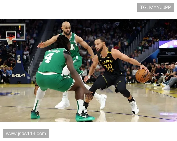 凯尔特人对阵勇士比赛数据分析与精彩瞬间回顾