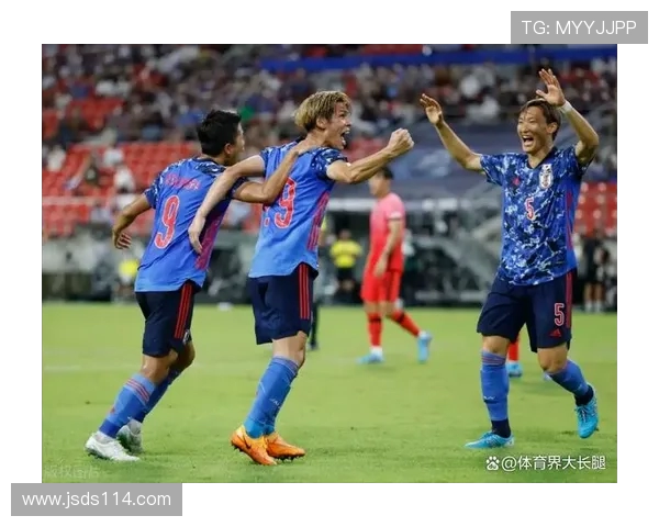 静冈特选队迎战巴拉圭球队展现足球魅力与竞技精神的较量 静冈特选队迎战巴拉圭球队展现足球魅力与竞技精神的较量